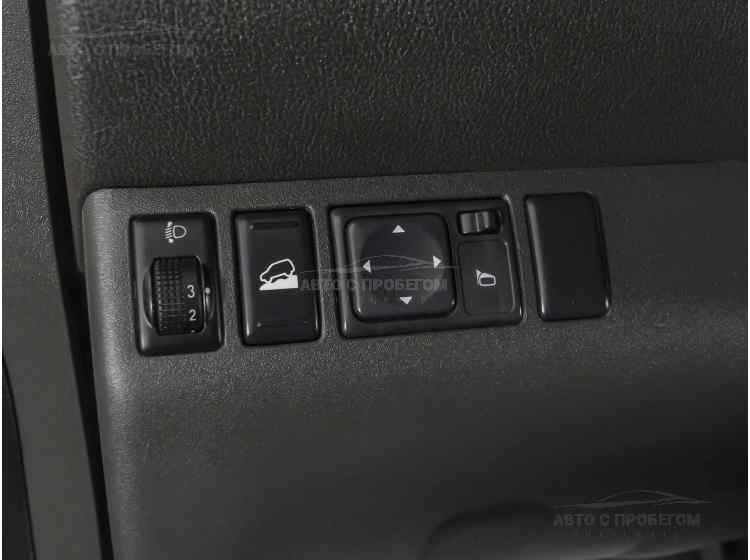 Nissan Pathfinder III Рестайлинг