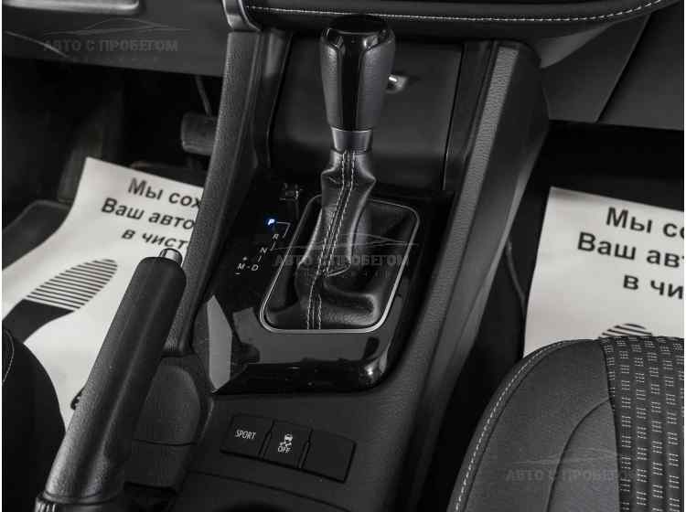 Toyota Corolla XI (E160, E170) Рестайлинг