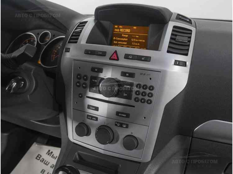 Opel Zafira B Рестайлинг